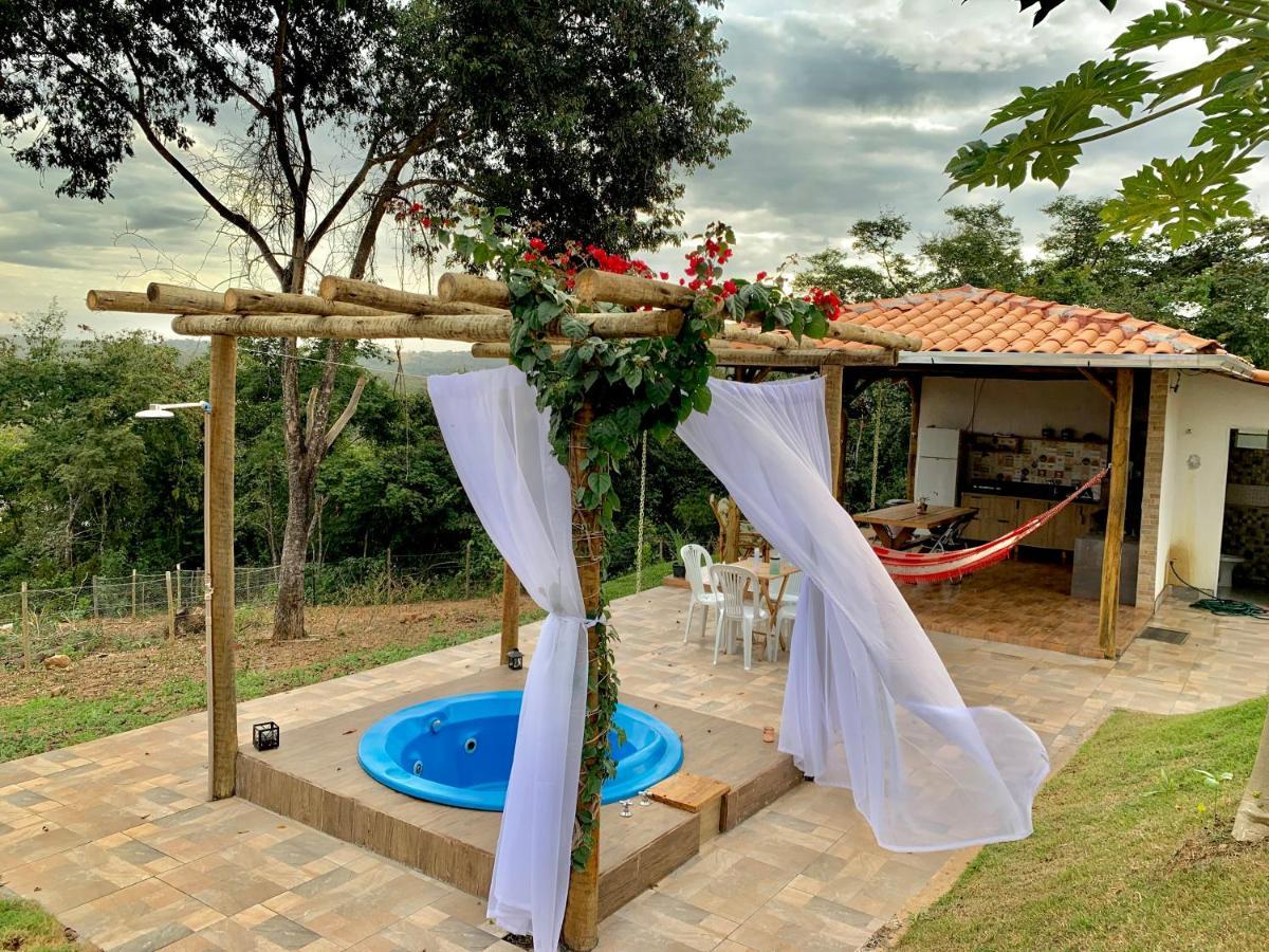 Chale Com Jacuzzi Vista Do Lago Alexania المظهر الخارجي الصورة